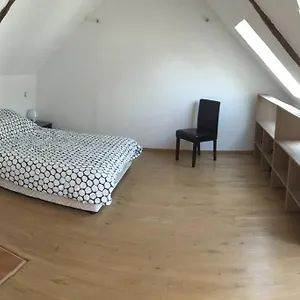  Hébergement de vacances Charmante Maison Proche De Dinan -dinard - St Malo France