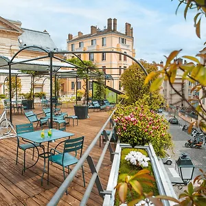 Hotell College, Lyon