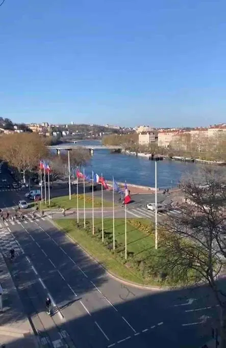 Chez Alam A L'Opera De Lyon Apartment 0*,